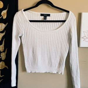 white long sleeved crop